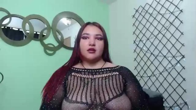 Image 12 of selenagarza Stream on Chaturbate on 19 months ago