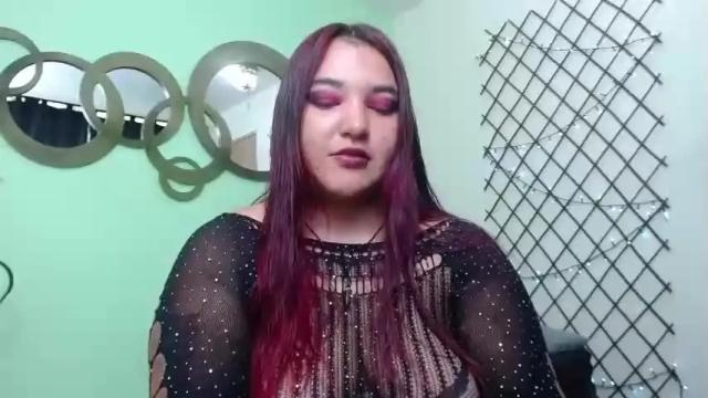 Image 4 of selenagarza Stream on Chaturbate on 19 months ago