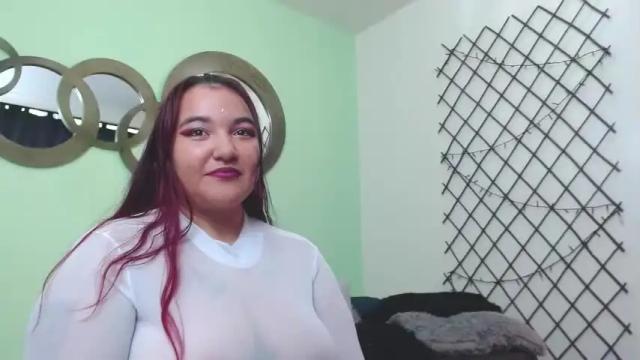 Image 4 of selenagarza Stream on Chaturbate on 18 months ago