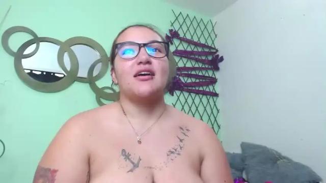 Image 6 of selenagarza Stream on Chaturbate on 18 months ago