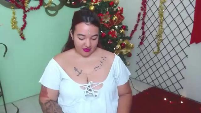 Image 12 of selenagarza Stream on Chaturbate on 18 months ago
