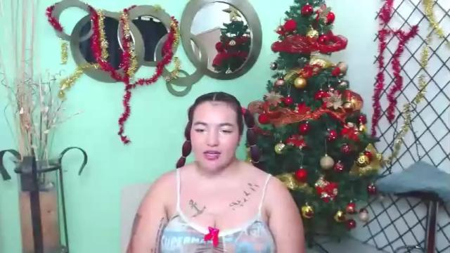 Image 2 of selenagarza Stream on Chaturbate on 18 months ago