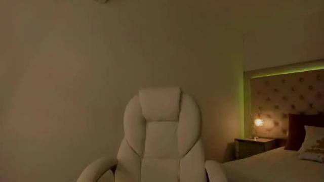 Thumbnail 1, selenamontblanc's Stream at Chaturbate, 19 months ago