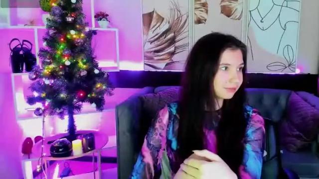 Image 3 of selenaree Stream on Chaturbate on 25 months ago