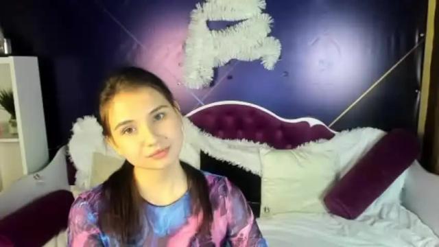 Image 3 of selenaree Stream on Chaturbate on 25 months ago