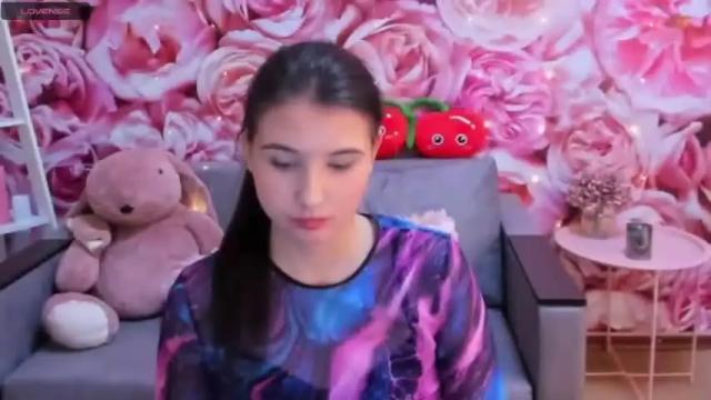 Image 2 of selenaree Stream on Chaturbate on 24 months ago