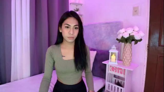 Image 4 of selenareyes Stream on Chaturbate on 27 days ago
