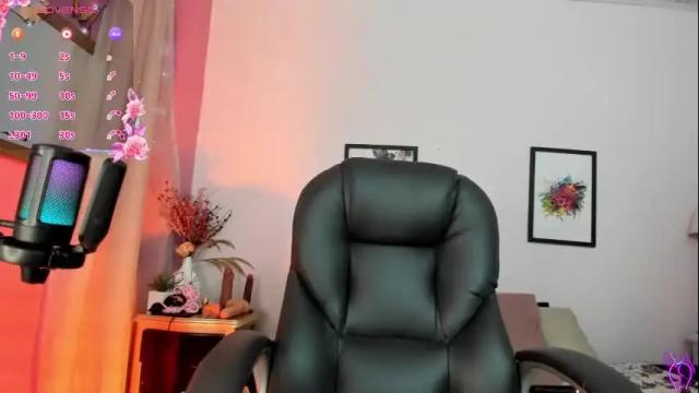 Image 2 of selene_e Stream on Chaturbate on 24 days ago