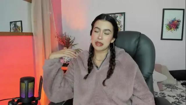 Image 6 of selene_e Stream on Chaturbate on 10 days ago