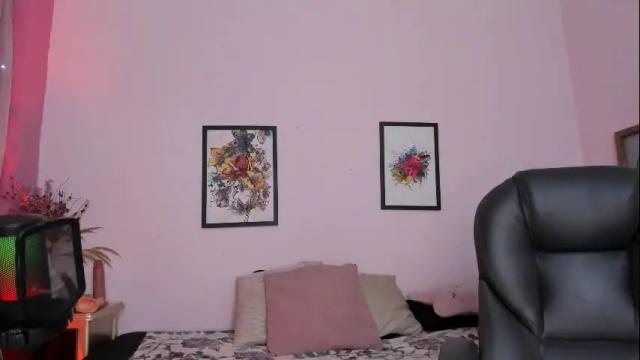Image 7 of selene_e Stream on Chaturbate on 9 days ago