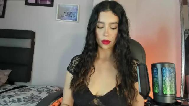Image 2 of selene_e Stream on Chaturbate on 3 months ago