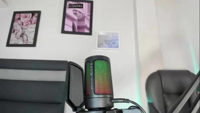 Image 8 of selene_e Stream on Chaturbate on 2 months ago