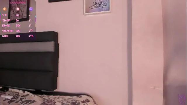 Image 2 of selene_e Stream on Chaturbate on 2 months ago