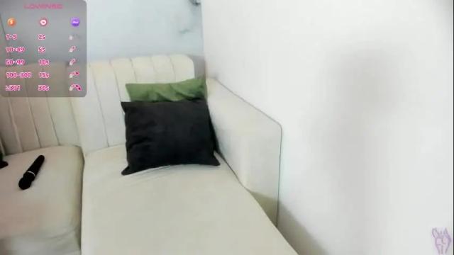 Image 3 of selene_e Stream on Chaturbate on 1 month ago