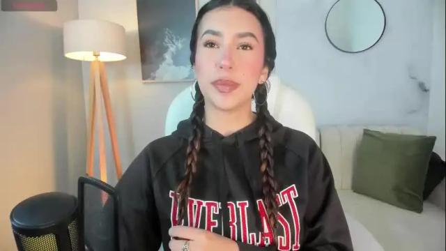 Thumbnail 1, selene_e's Stream at Chaturbate, 1 month ago