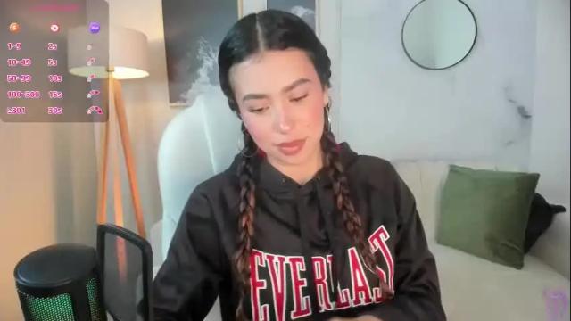 Image 3 of selene_e Stream on Chaturbate on 1 month ago