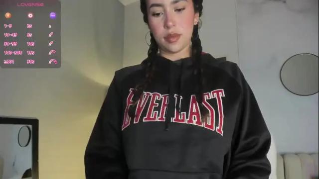 Image 6 of selene_e Stream on Chaturbate on 1 month ago