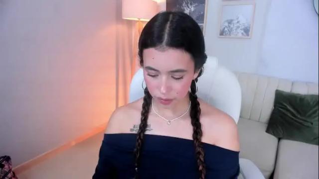 Image 2 of selene_e Stream on Chaturbate on 1 month ago