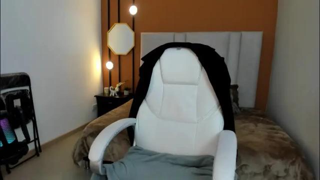 Image 10 of selene_e Stream on Chaturbate on 1 month ago