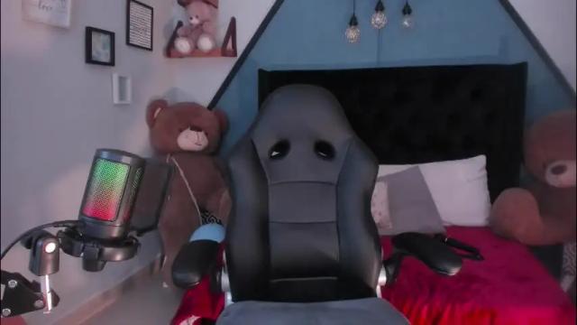 Image 10 of selene_e Stream on Chaturbate on 21 days ago