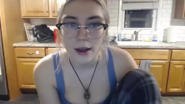 Image 10 of selenebaby Stream on Chaturbate on 22 months ago