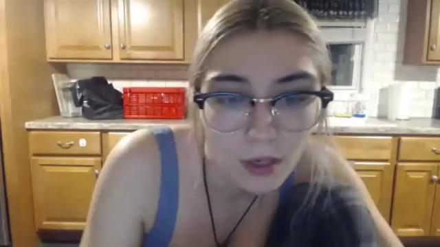 Image 11 of selenebaby Stream on Chaturbate on 22 months ago