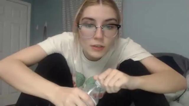 Image 10 of selenebaby Stream on Chaturbate on 22 months ago