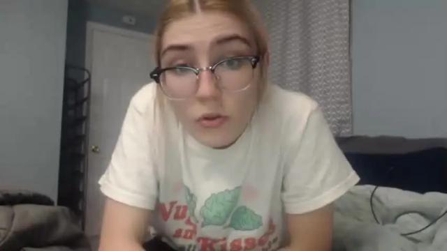 Image 2 of selenebaby Stream on Chaturbate on 22 months ago