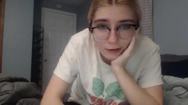 Thumbnail 2, selenebaby's Stream at Chaturbate, 17 months ago