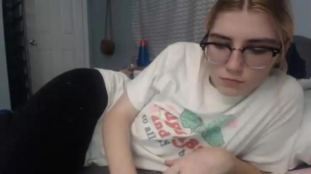 Image 8 of selenebaby Stream on Chaturbate on 22 months ago