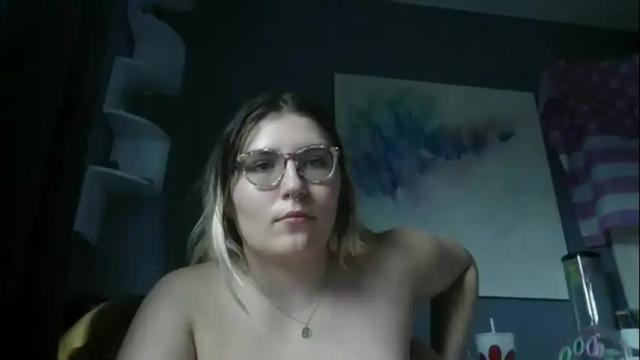 Image 11 of selenebaby Stream on Chaturbate on 2 months ago