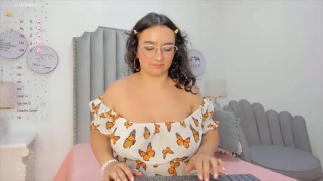 Thumbnail 1, selenedeluna_'s Stream at Chaturbate, 15 months ago