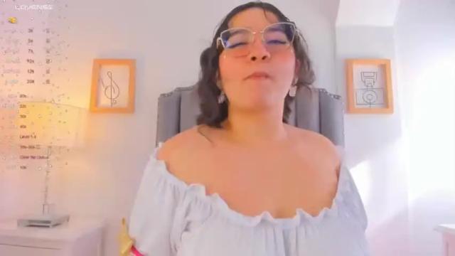 Image 11 of selenedeluna_ Stream on Chaturbate on 14 months ago