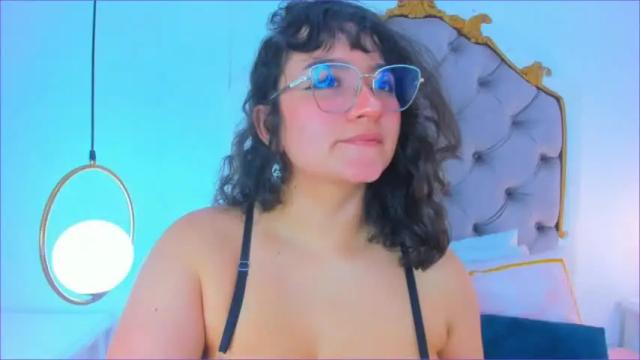 Image 7 of selenedeluna_ Stream on Chaturbate on 14 months ago