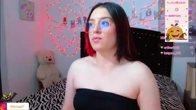 Image 10 of seleneg Stream on Chaturbate on 2 months ago