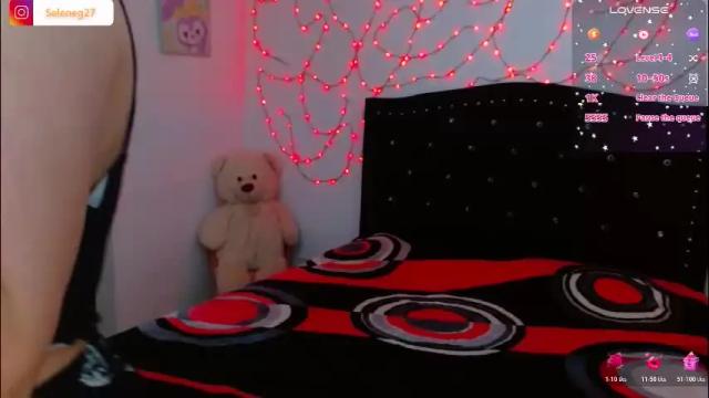 Image 8 of seleneg Stream on Chaturbate on 1 month ago