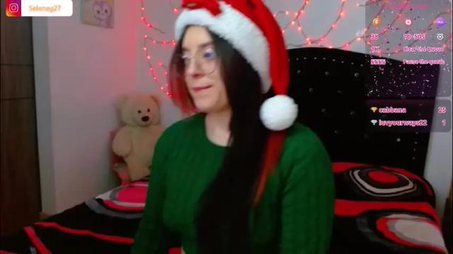 Image 3 of seleneg Stream on Chaturbate on 28 days ago