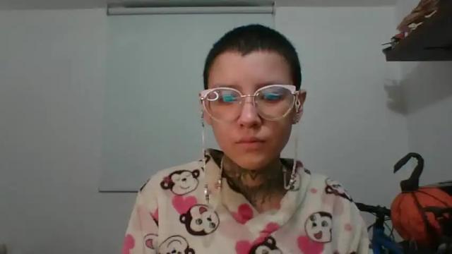 Image 2 of selenemilda Stream on Chaturbate on 17 months ago