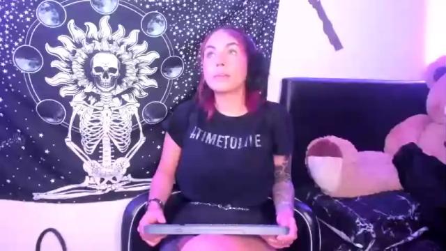 Image 7 of selenered1 Stream on Chaturbate on 16 months ago