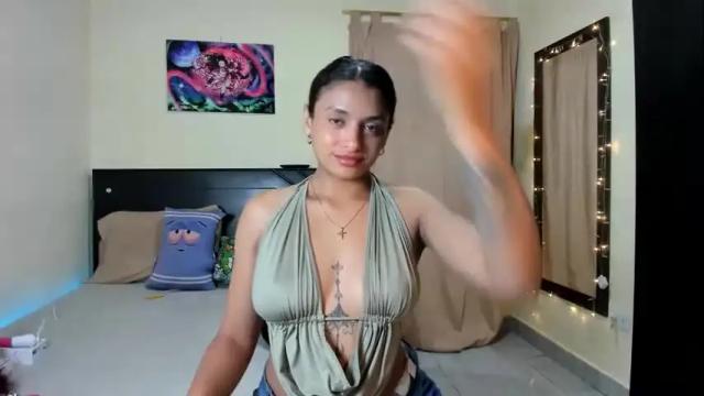 Image 12 of selenestark Stream on Chaturbate on 1 month ago