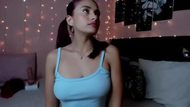 Image 2 of selenestewart Stream on Chaturbate on 16 months ago