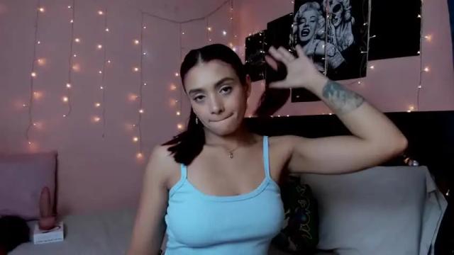 Image 3 of selenestewart Stream on Chaturbate on 16 months ago