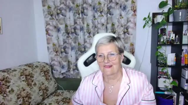 Image 7 of selenna57 Stream on Chaturbate on 8 months ago