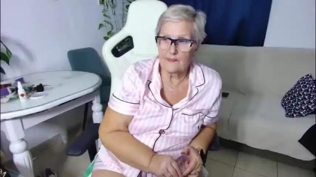 Image 10 of selenna57 Stream on Chaturbate on 1 month ago