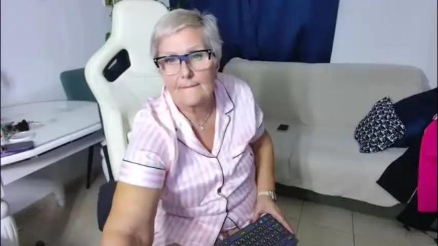 Image 4 of selenna57 Stream on Chaturbate on 1 month ago