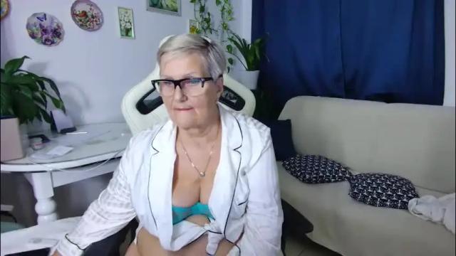 Image 7 of selenna57 Stream on Chaturbate on 23 days ago