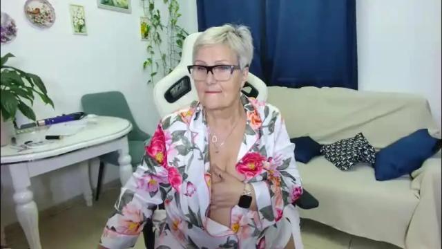 Image 10 of selenna57 Stream on Chaturbate on 23 days ago