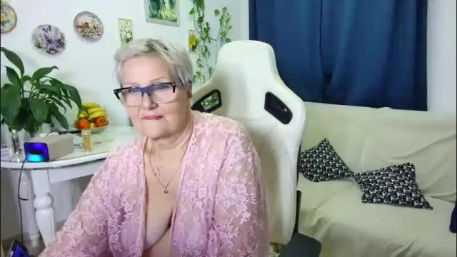 Image 8 of selenna57 Stream on Chaturbate on 12 days ago