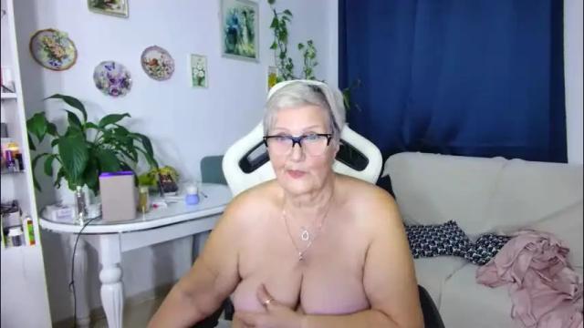 Image 11 of selenna57 Stream on Chaturbate on 13 days ago