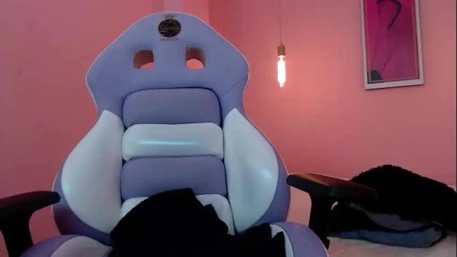 Image 2 of seleny_fitness Stream on Chaturbate on 1 month ago